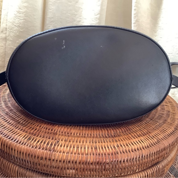 Michael Kors Chain Bucket Shoulder Bag - Picture 6 of 7